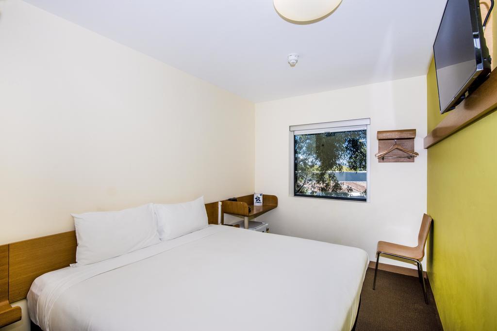 Ibis Budget Sydney Olympic Park Екстериор снимка