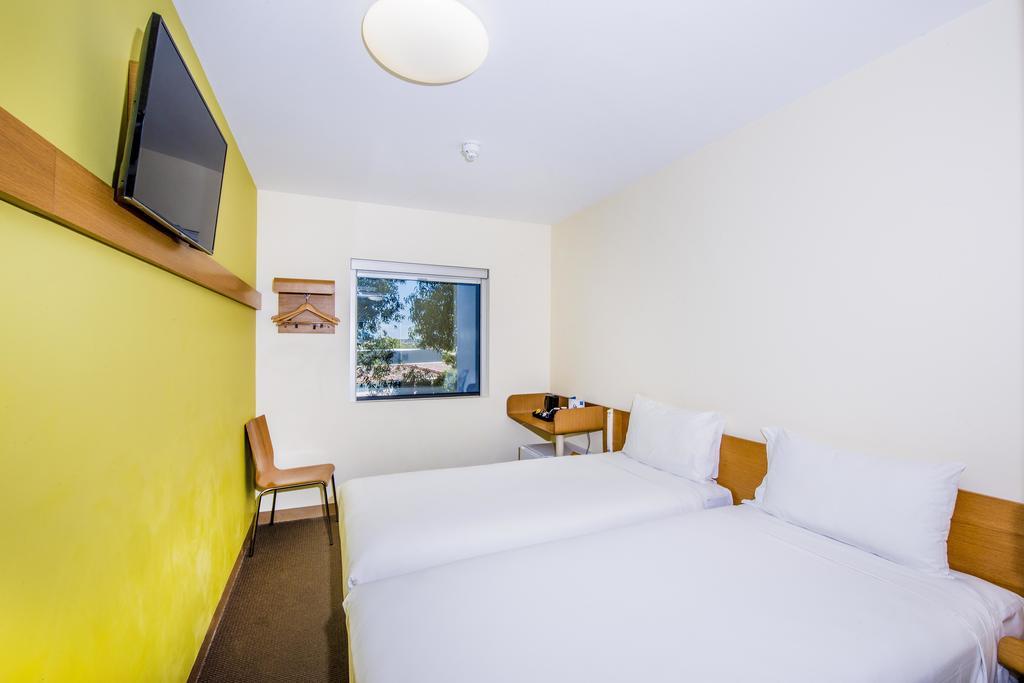 Ibis Budget Sydney Olympic Park Екстериор снимка