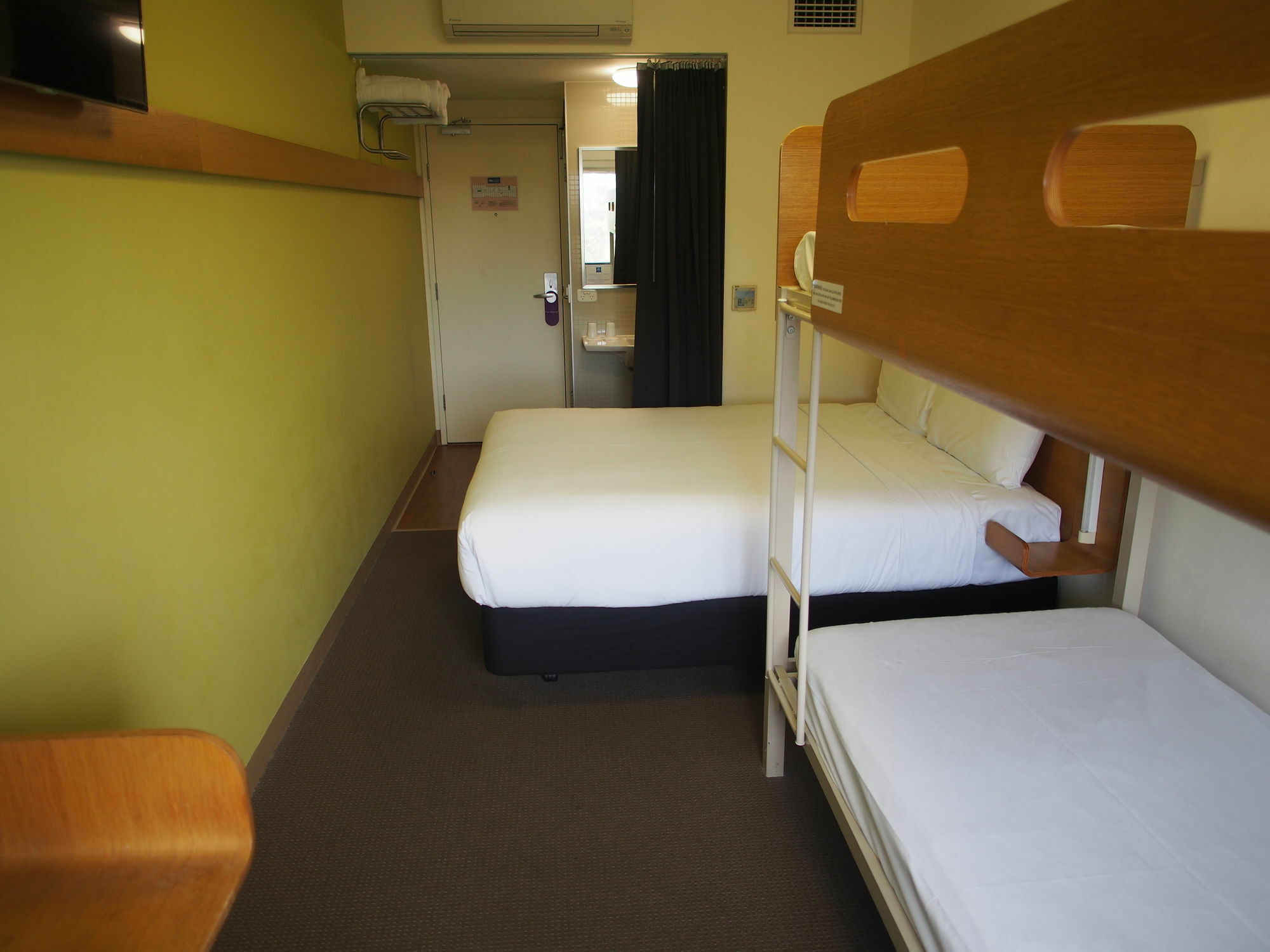 Ibis Budget Sydney Olympic Park Екстериор снимка