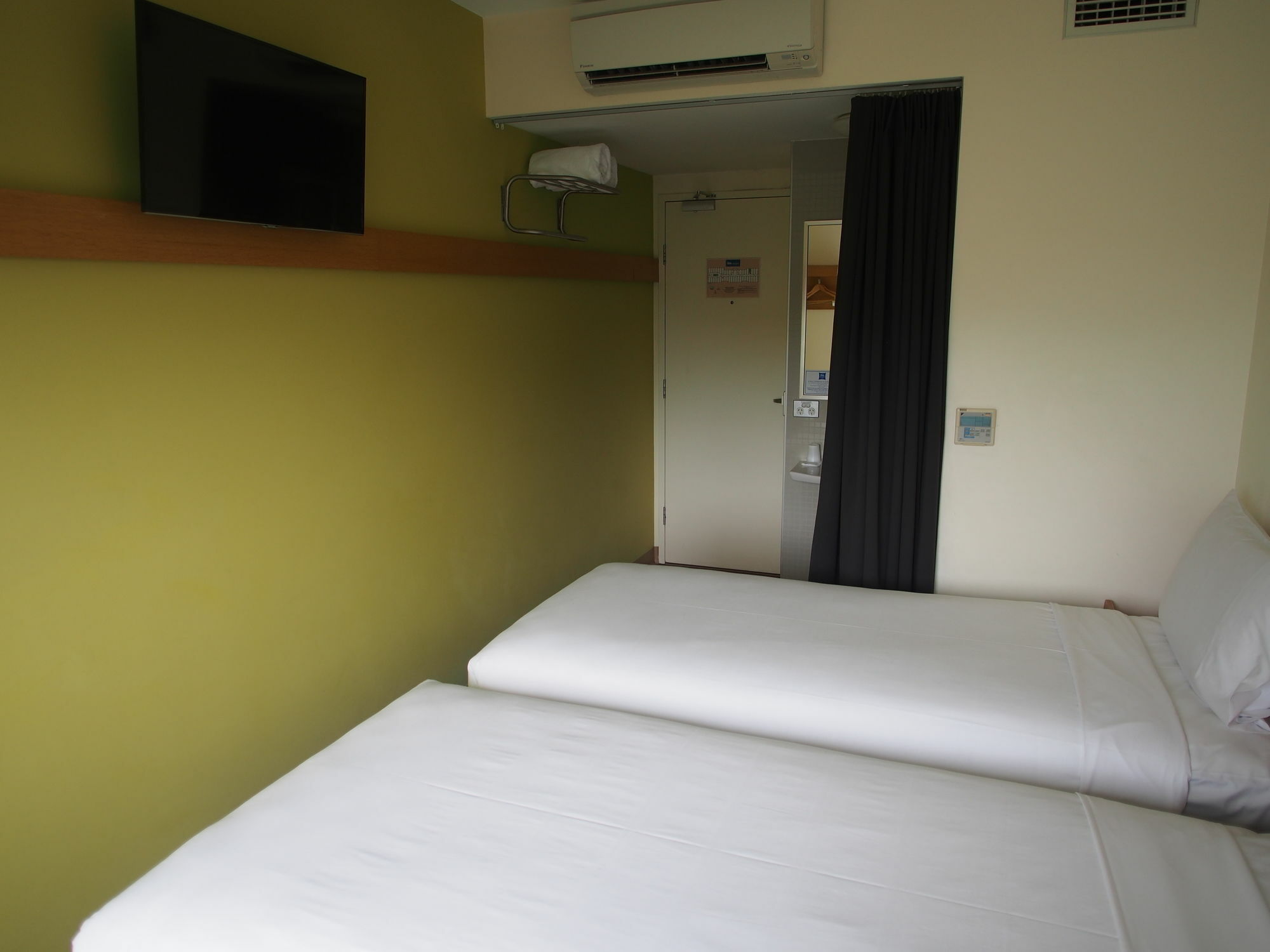 Ibis Budget Sydney Olympic Park Екстериор снимка