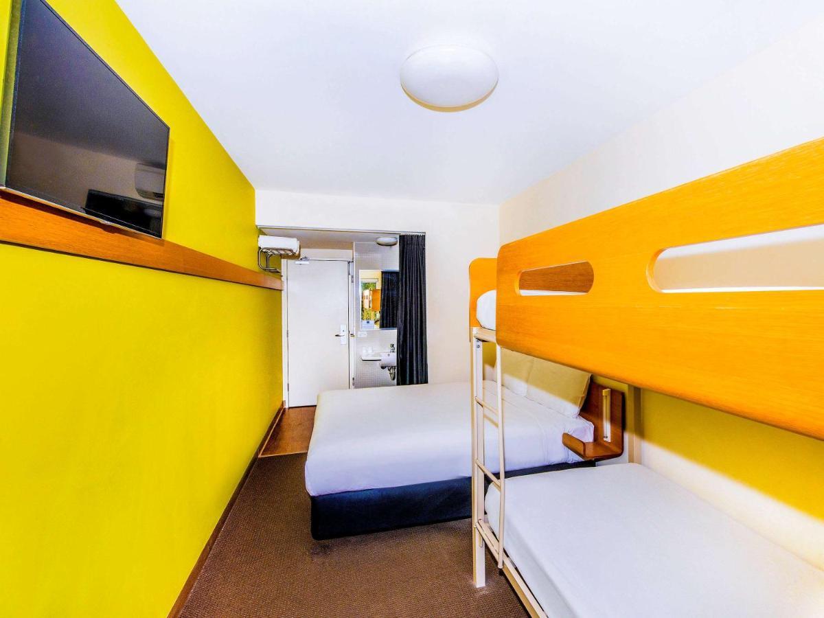 Ibis Budget Sydney Olympic Park Екстериор снимка