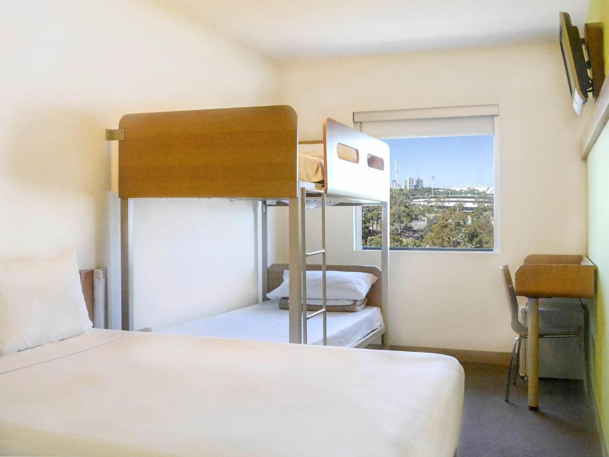 Ibis Budget Sydney Olympic Park Екстериор снимка